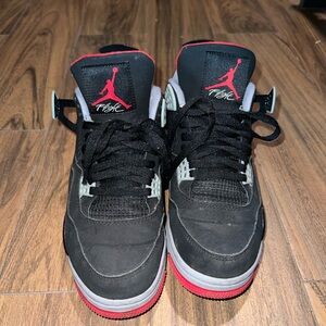 Jordan 4 bread (2019)